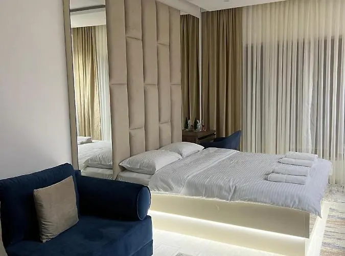 Apartman Holiday Апартаменты *